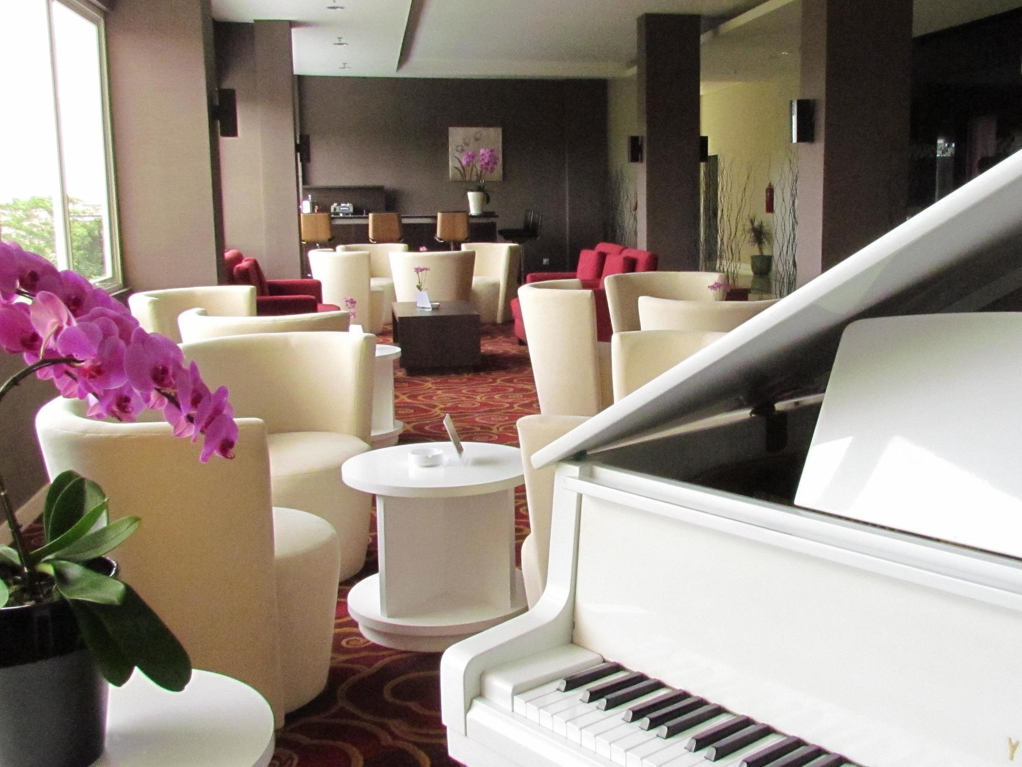 Padjadjaran Hotel Bogor Kültér fotó